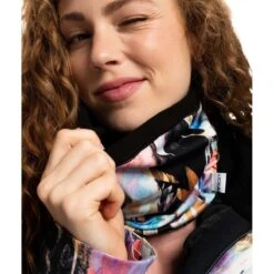 Roxy Women's Lana Collar - Neck-up